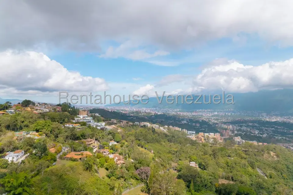 Casa (Multipes Niveles) en Venta en Alto Hatillo, Distrito Metropolitano - 42