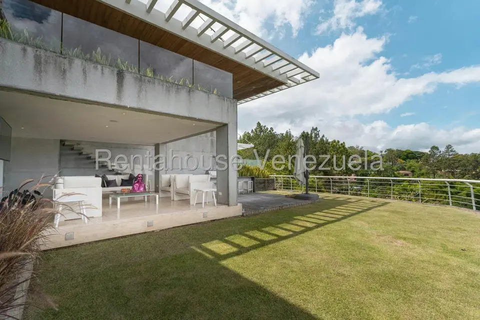 Casa (Multipes Niveles) en Venta en Alto Hatillo, Distrito Metropolitano - 62