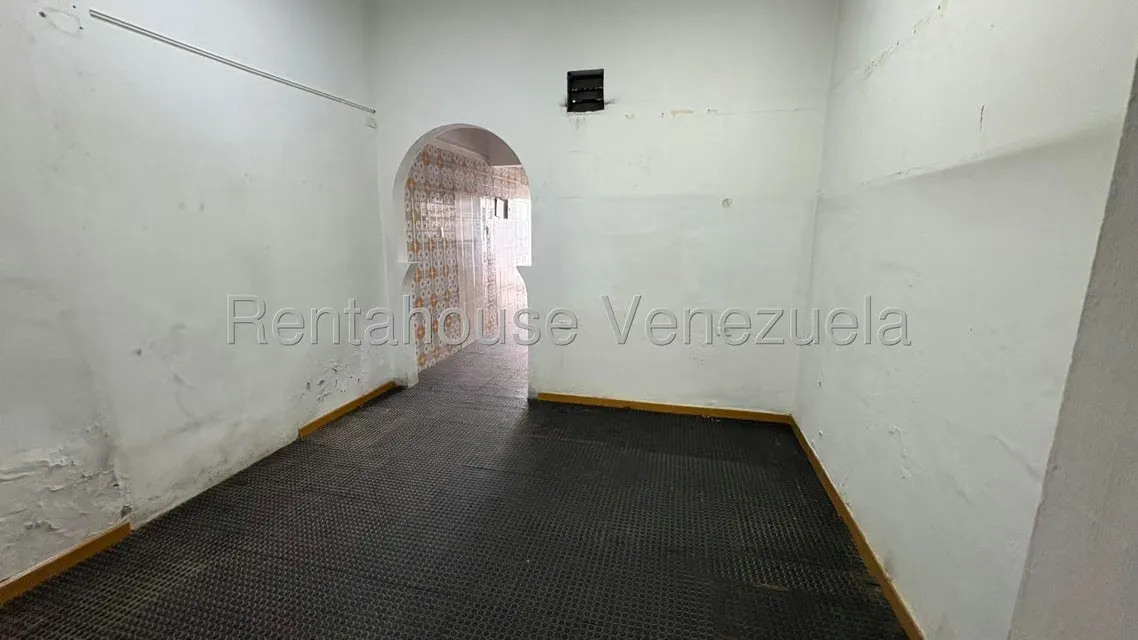 Local Comercial en Alquiler en Los Rosales, Distrito Metropolitano - 7