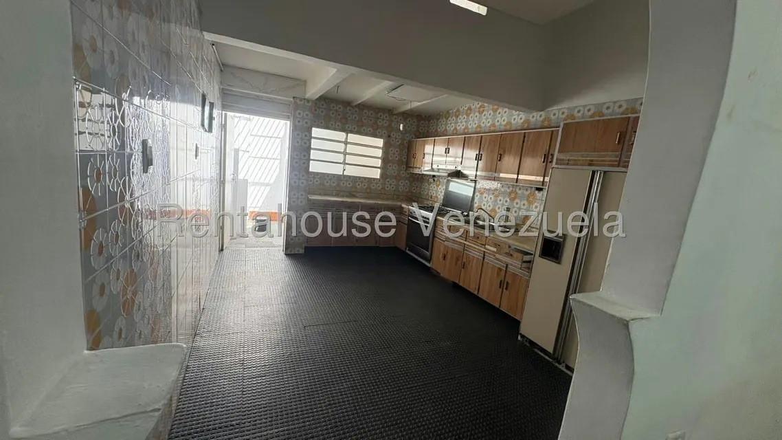Local Comercial en Alquiler en Los Rosales, Distrito Metropolitano - 8