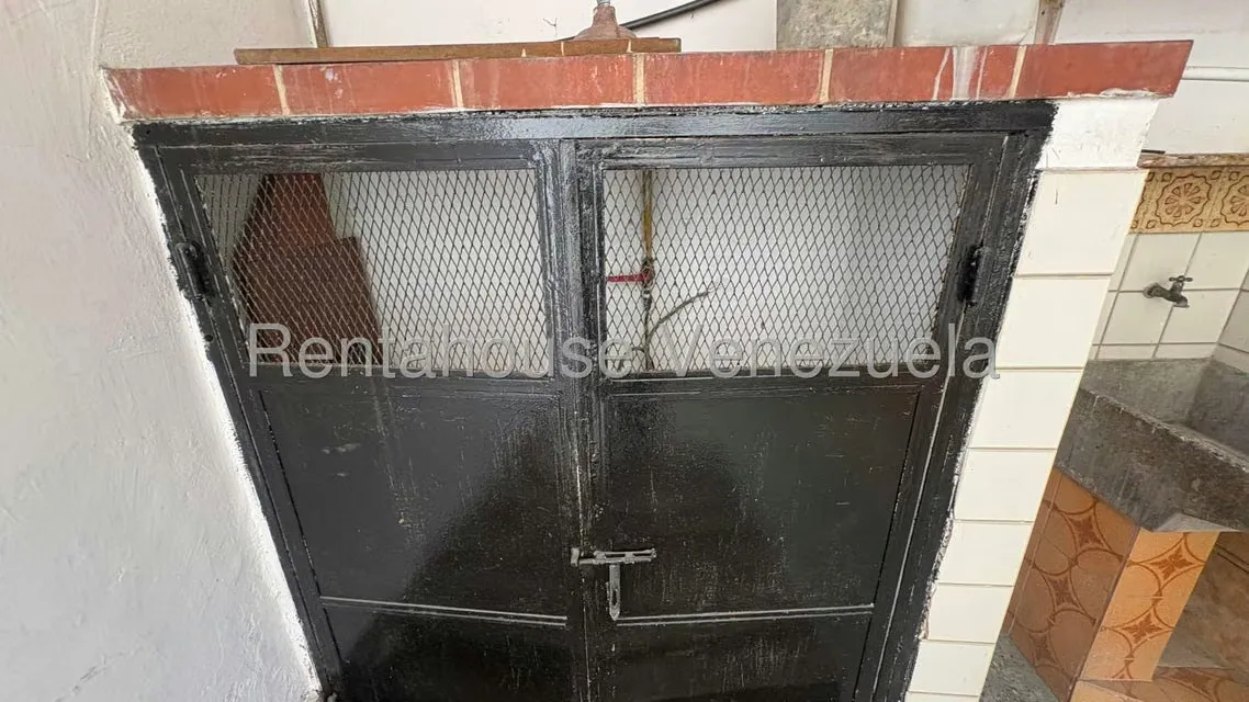 Local Comercial en Alquiler en Los Rosales, Distrito Metropolitano - 10