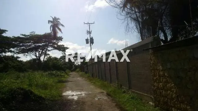 Terreno en Venta - granjas el tuque - 2