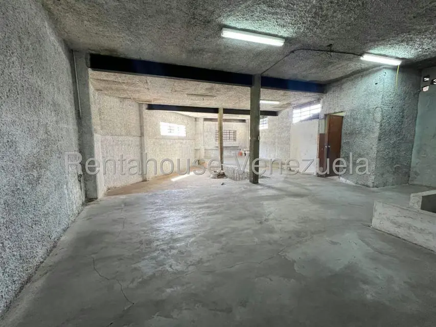 Galpon - Deposito en Alquiler en Altamira, Distrito Metropolitano - 12