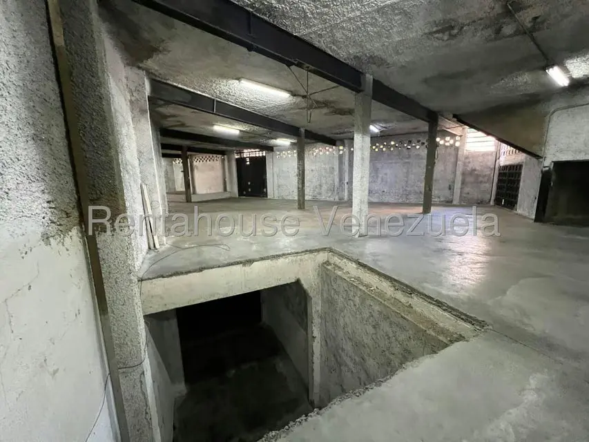 Galpon - Deposito en Alquiler en Altamira, Distrito Metropolitano - 4