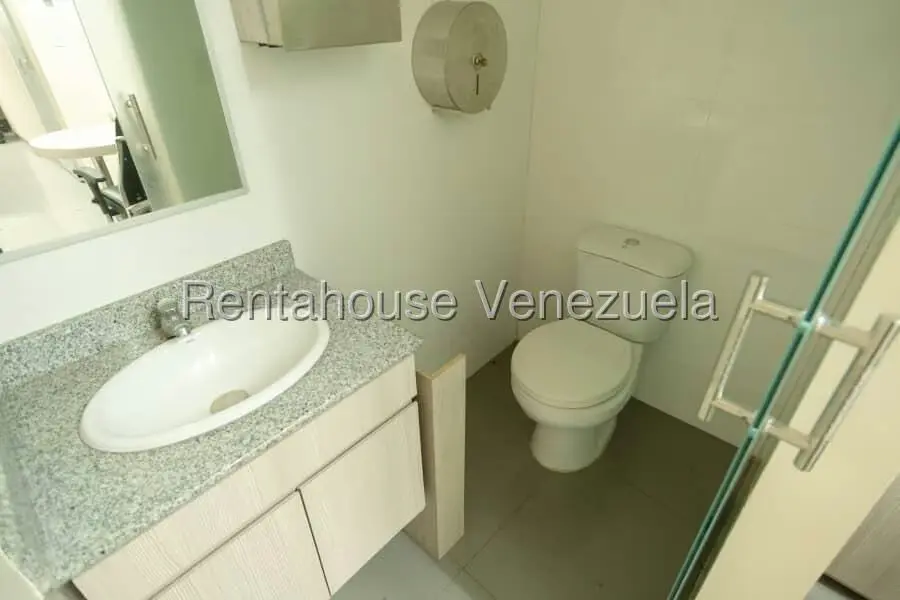 Local Comercial en Alquiler en Boleita Norte, Distrito Metropolitano - 25