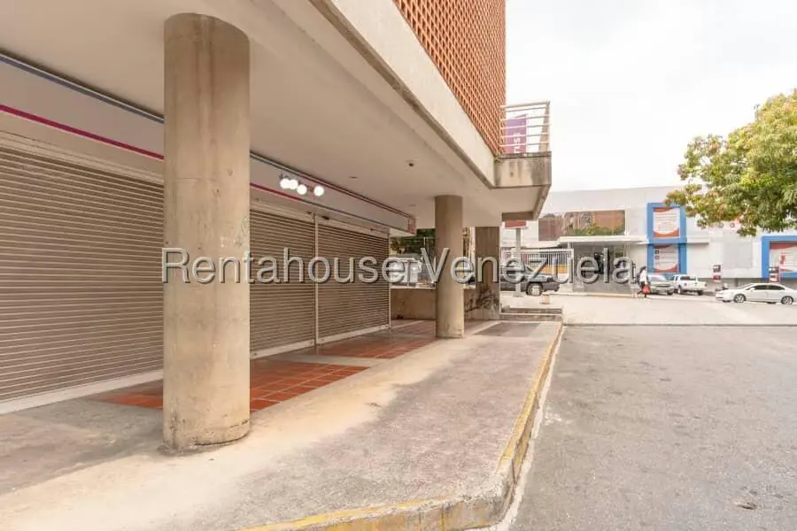 Local Comercial en Alquiler en Boleita Norte, Distrito Metropolitano - 28