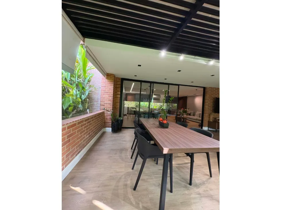 Vendo PB 202m2 Urb. Loma Linda 9830 - 12