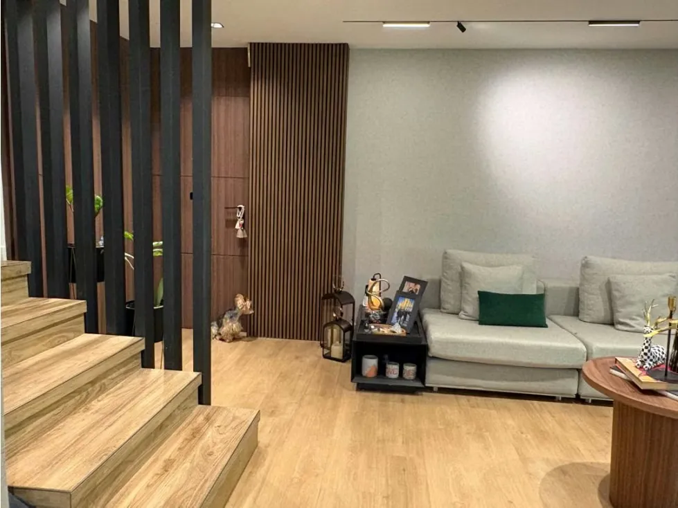 Vendo PB 202m2 Urb. Loma Linda 9830 - 9