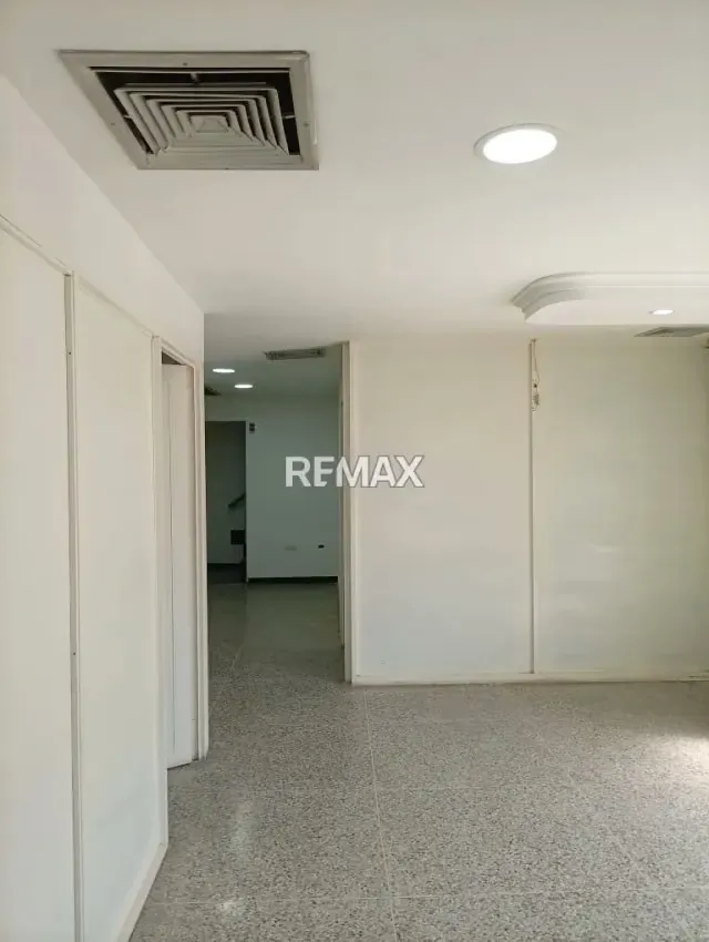 LOCAL COMERCIAL EN ALQUILER EN AV. 3 Y SAN MARTIN - 5