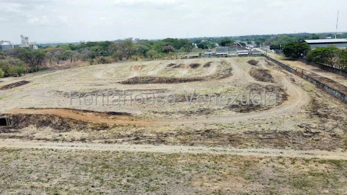 Terreno (Comercial) en Venta en Araure, Portuguesa - 4