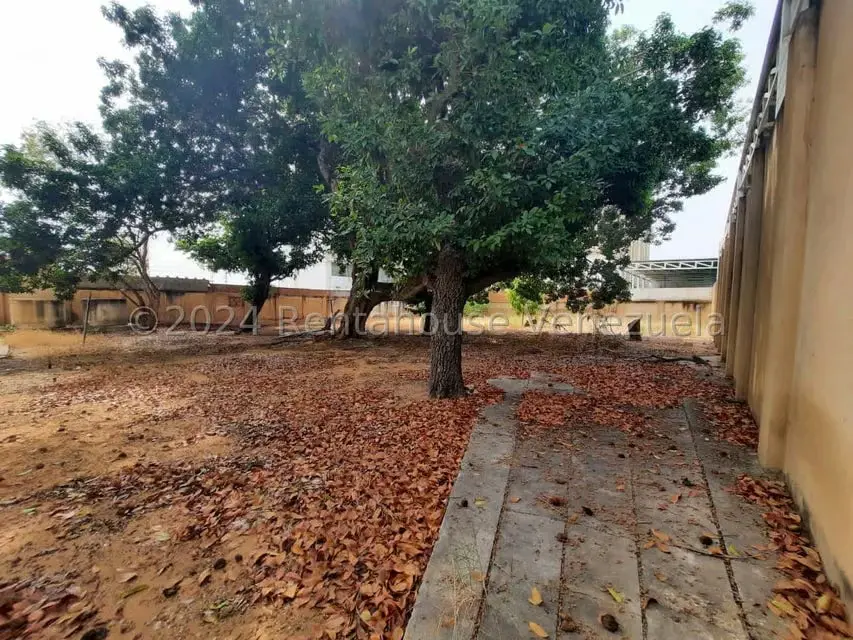 Casa (1 Nivel) en Venta en Avenida Bella Vista, Zulia - 4
