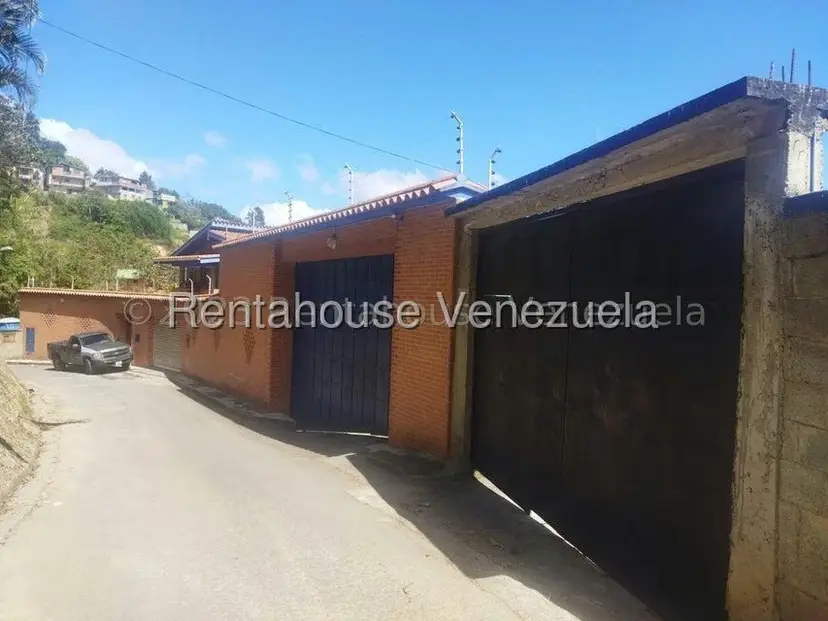 Casa (Multipes Niveles) en Venta en La Suiza, Miranda