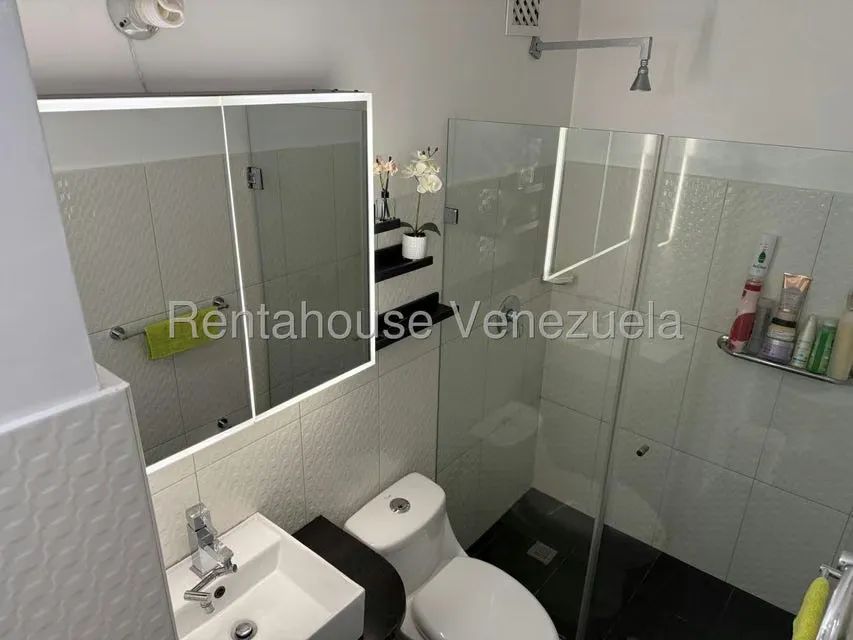 Apartamento (1 Nivel) en Venta en Colinas de La Tahona, Distrito Metropolitano - 14