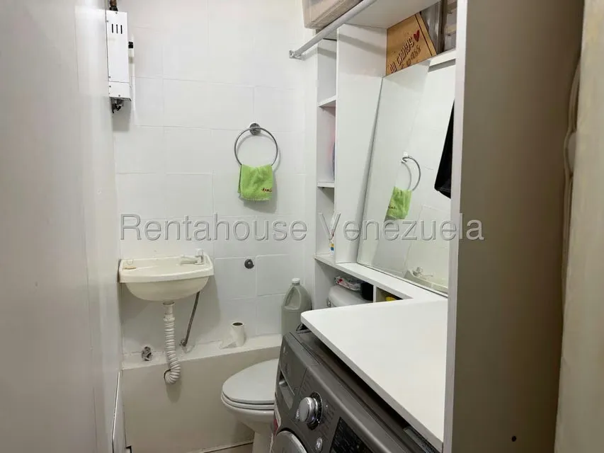 Apartamento (1 Nivel) en Venta en Colinas de La Tahona, Distrito Metropolitano - 16
