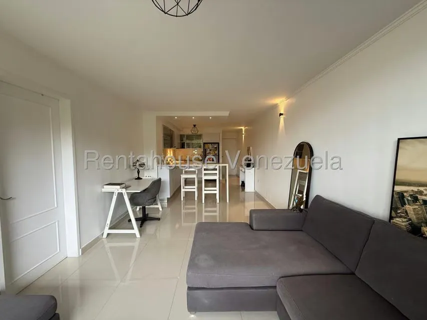 Apartamento (1 Nivel) en Venta en Colinas de La Tahona, Distrito Metropolitano - 4