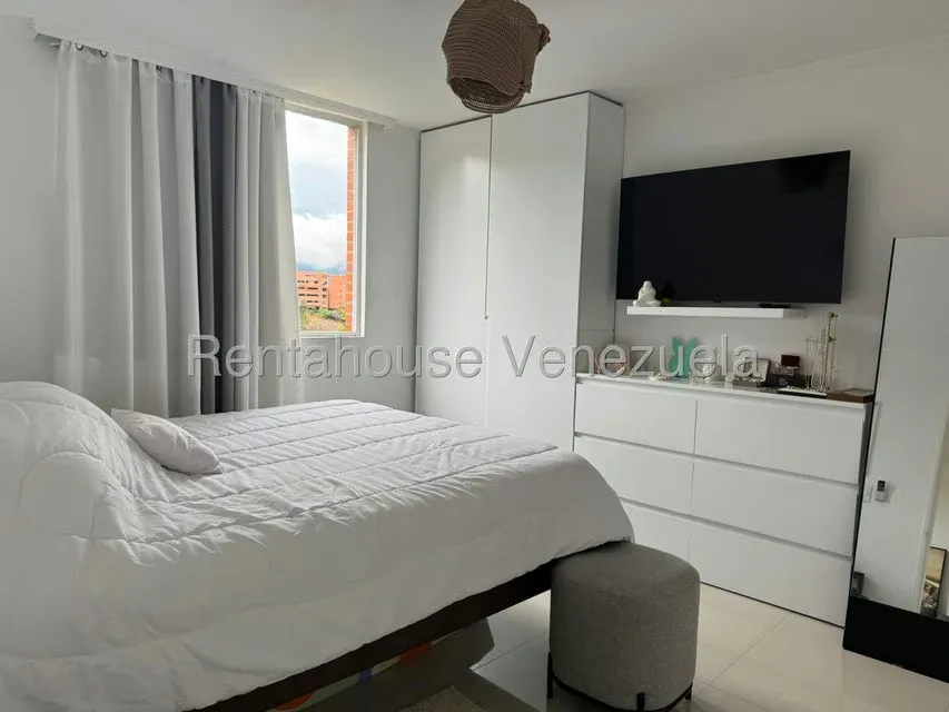 Apartamento (1 Nivel) en Venta en Colinas de La Tahona, Distrito Metropolitano - 9