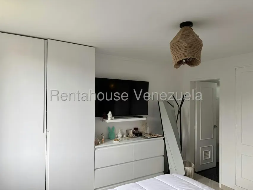 Apartamento (1 Nivel) en Venta en Colinas de La Tahona, Distrito Metropolitano - 10