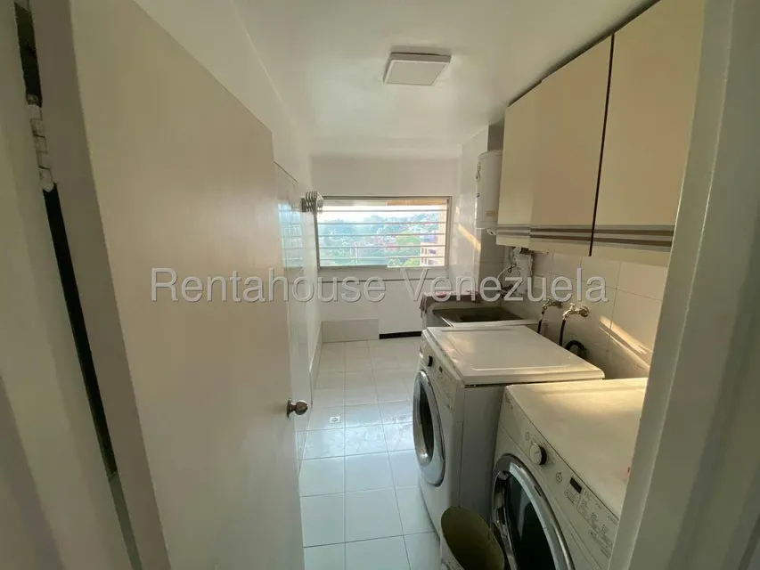 Apartamento (1 Nivel) en Venta en Santa Eduvigis, Distrito Metropolitano - 11