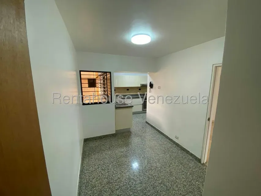 Apartamento (1 Nivel) en Venta en Santa Eduvigis, Distrito Metropolitano - 7
