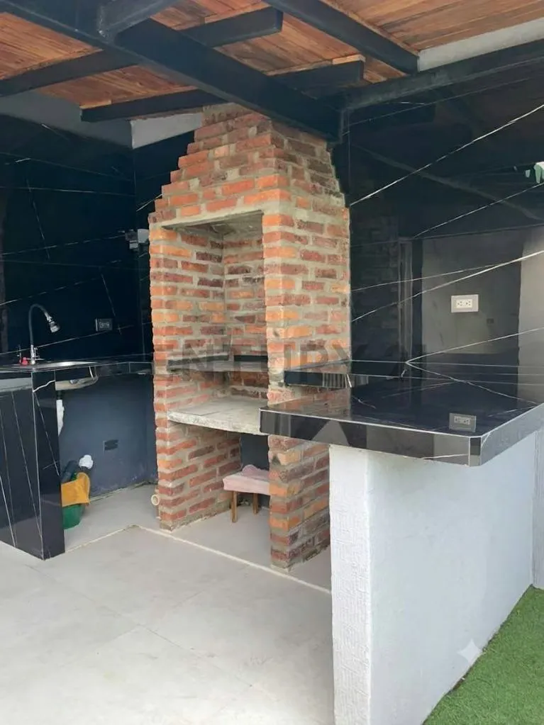 Casa en Venta con Piscina Urbanización Agua Clara - 8