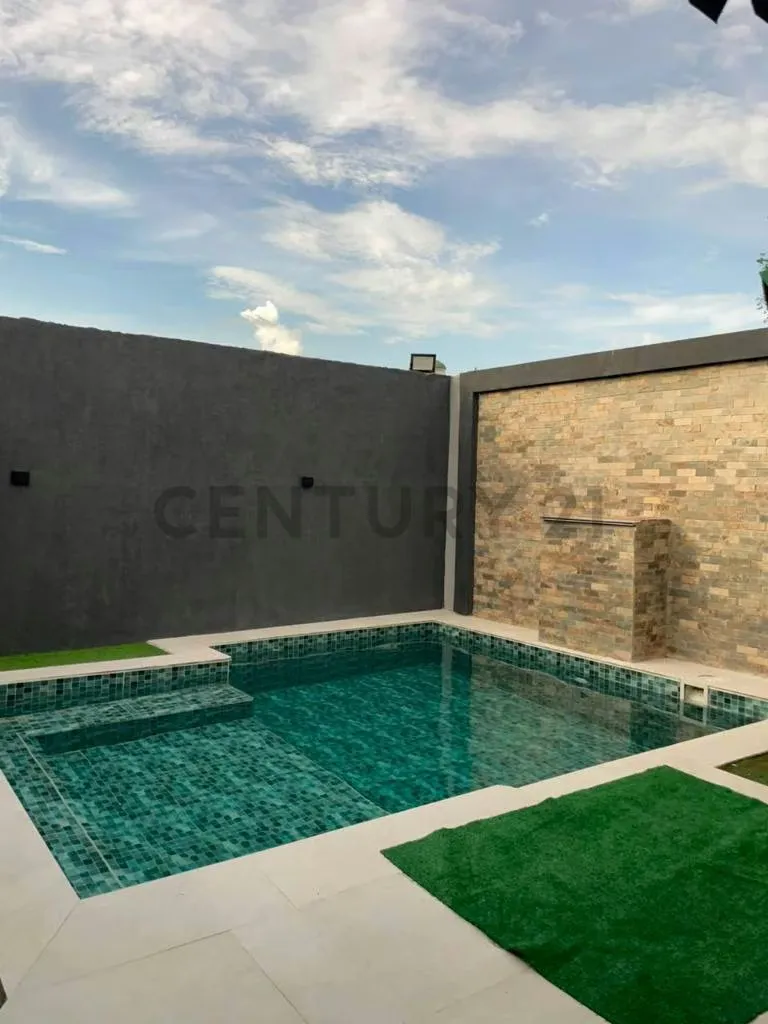 Casa en Venta con Piscina Urbanización Agua Clara - 10