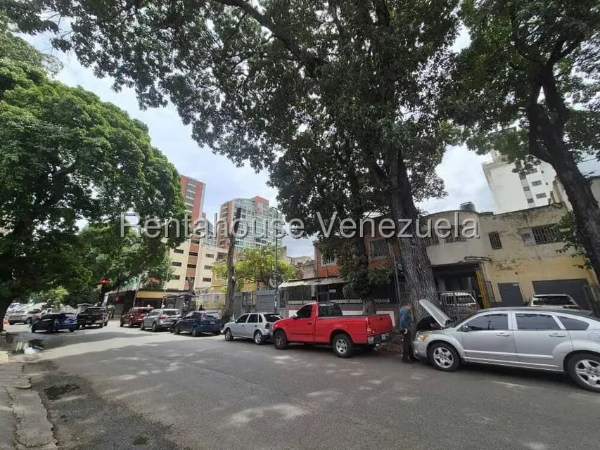 Local Comercial en Alquiler en San Bernardino, Distrito Metropolitano