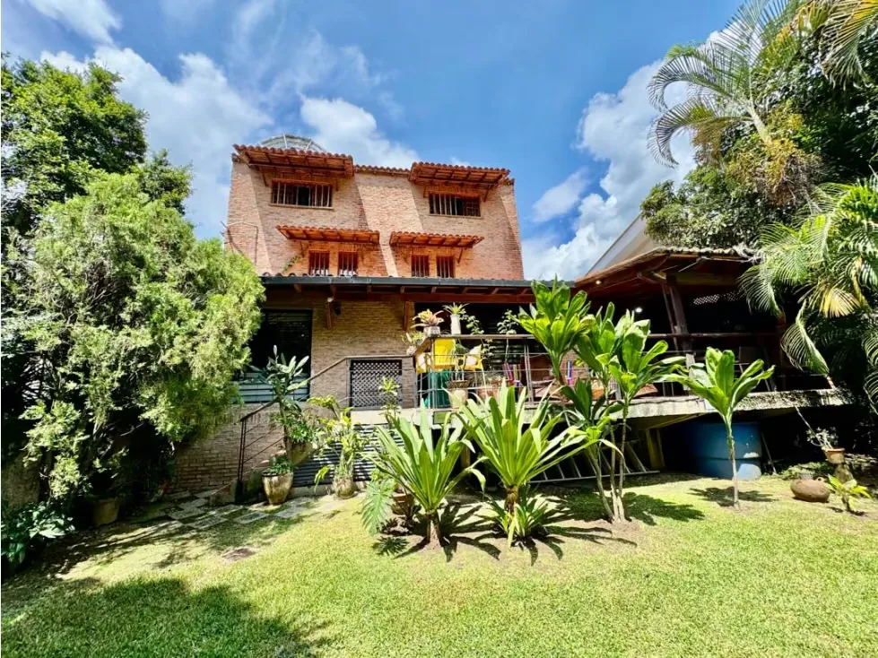 Se vende y/o alquila casa 400m2 4h+s/4b/2p Los Palos Grandes - 3
