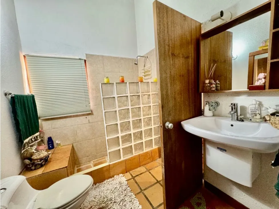 Se vende y/o alquila casa 400m2 4h+s/4b/2p Los Palos Grandes - 23