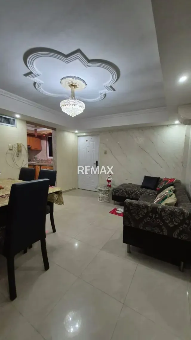 VENDE APTO EN URB. LA PAZ - 7