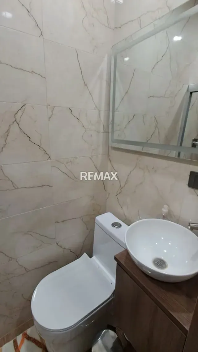 Venta de Moderno de Townhouse 100% Amoblado en El Rincón, Naguanagua - 5