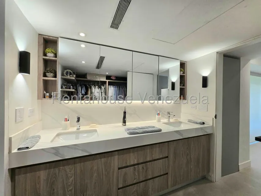Apartamento (1 Nivel) en Venta en La Castellana, Distrito Metropolitano - 18