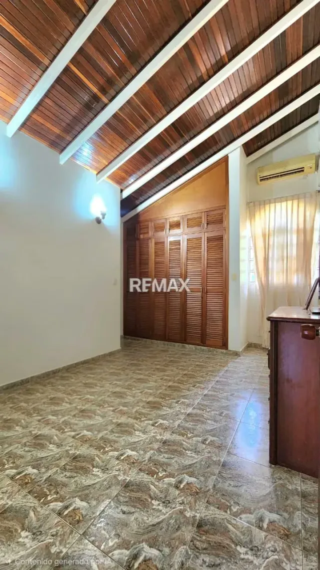 SE VENDE TOWN HOUSE EN AV. ANDRÉS ELOY BLANCO, LAS AVENIDAS. - 14