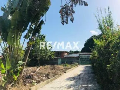 Venta de Cómoda y Amplia Casa, Ubicada en Colinas de Mondragón, Higuerote - 3