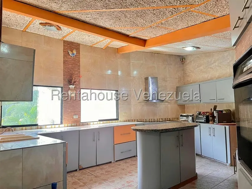 Casa (Multipes Niveles) en Venta en Colinas de Carrizal, Miranda - 13