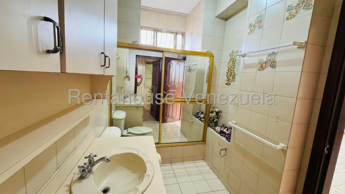 Apartamento (1 Nivel) en Venta en Centro, Aragua - 8