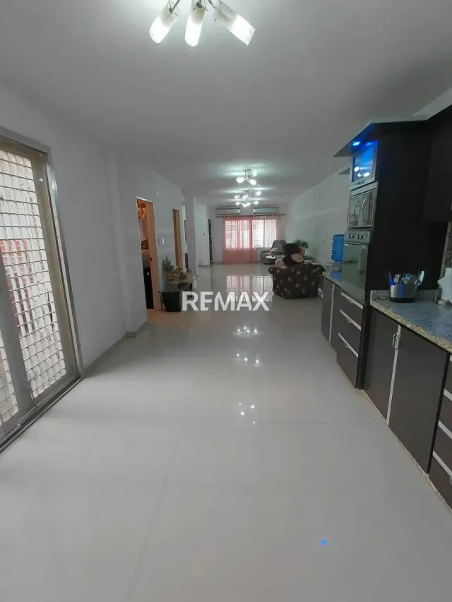 SE VENDE CASA URB LOS GIRASOLES LA MORITA - 8