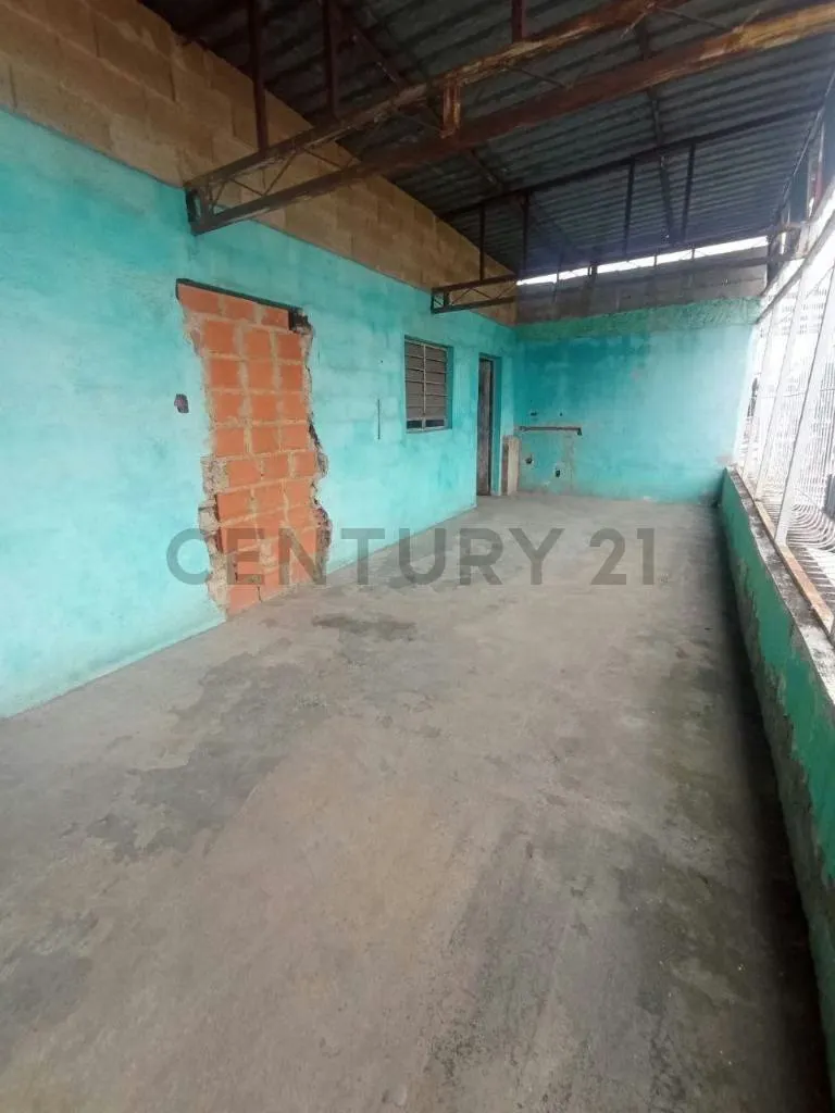 SE VENDE Casa comercial Barrio central ,calle silva - 9
