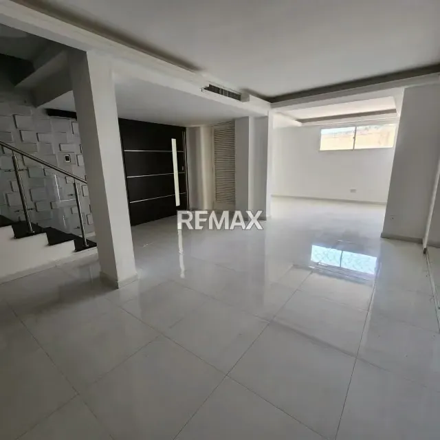 VENDE THOWNHOUSE EN VILLA COSTA ROSMINI I