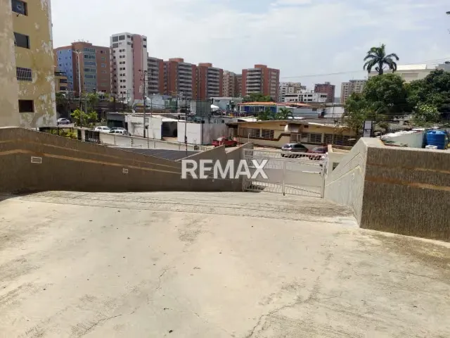 SE VENDE APARTAMENTO TIPO PENTHOUSE DÚPLEX EN OBRA GRIS DE 228 m² RESIDENCIAS LOS VELEROS LECHERÍA VENEZUELA - 18