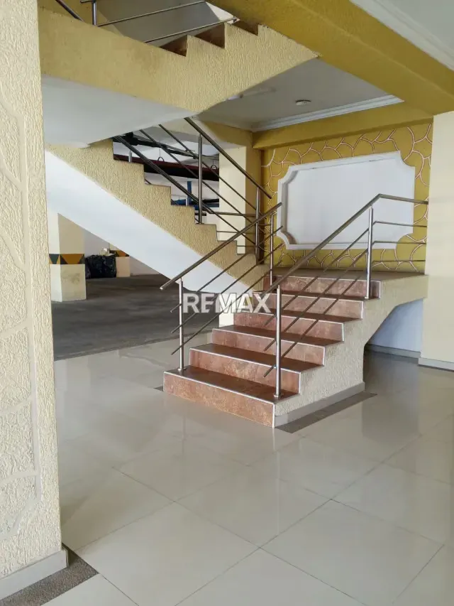 SE VENDE APARTAMENTO TIPO PENTHOUSE DÚPLEX EN OBRA GRIS DE 228 m² RESIDENCIAS LOS VELEROS LECHERÍA VENEZUELA - 2