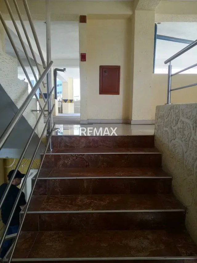 SE VENDE APARTAMENTO TIPO PENTHOUSE DÚPLEX EN OBRA GRIS DE 228 m² RESIDENCIAS LOS VELEROS LECHERÍA VENEZUELA - 4