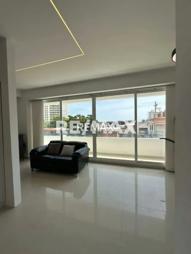 Apartamento en Alquiler Res. Veronica Isabel - 4