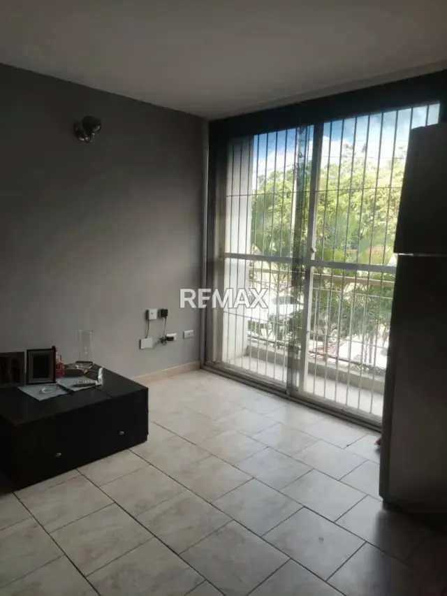 En Venta Apartamento Residencia Las Acacias piso 1 - 5