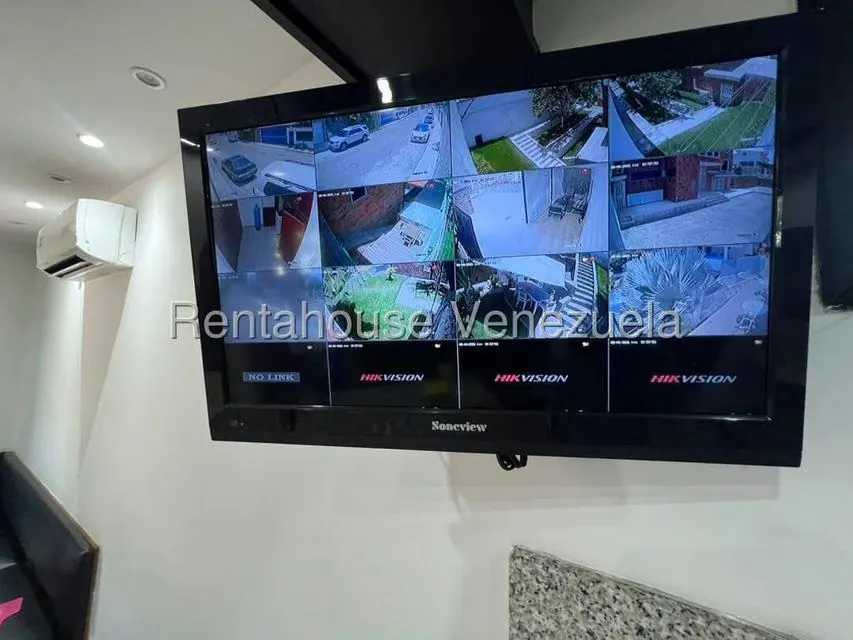 Casa (Multipes Niveles) en Venta en Cumbres de Curumo, Distrito Metropolitano - 49