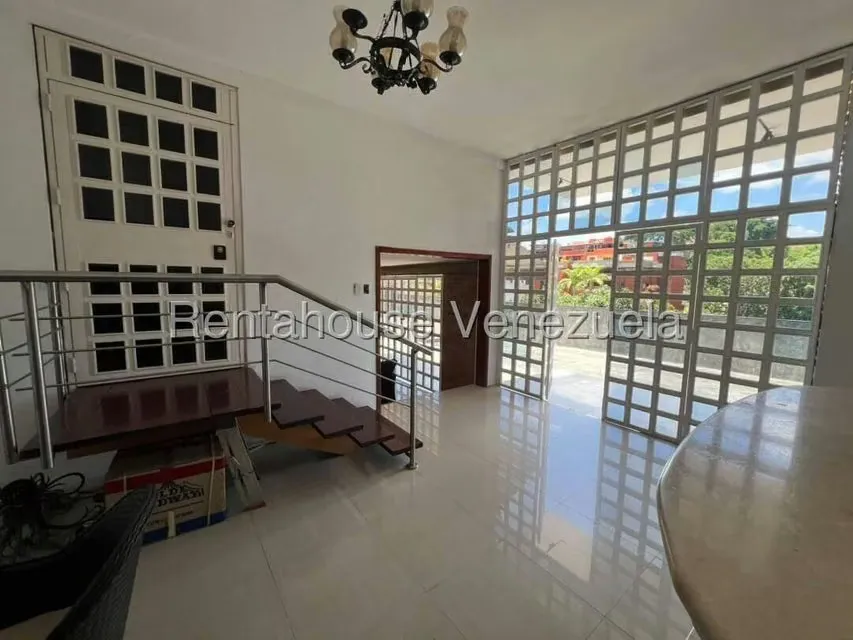Casa (Multipes Niveles) en Venta en Cumbres de Curumo, Distrito Metropolitano - 58