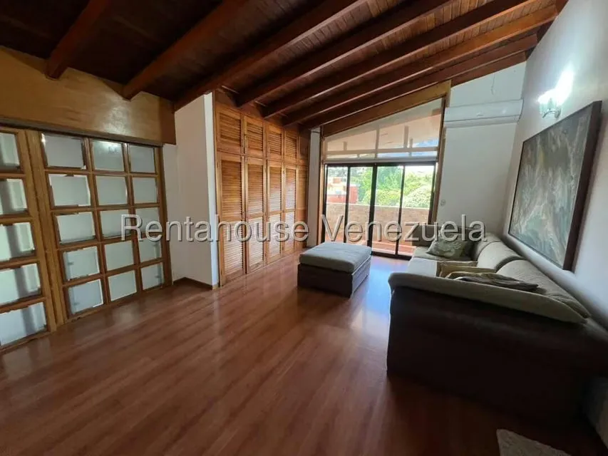Casa (Multipes Niveles) en Venta en Cumbres de Curumo, Distrito Metropolitano - 7