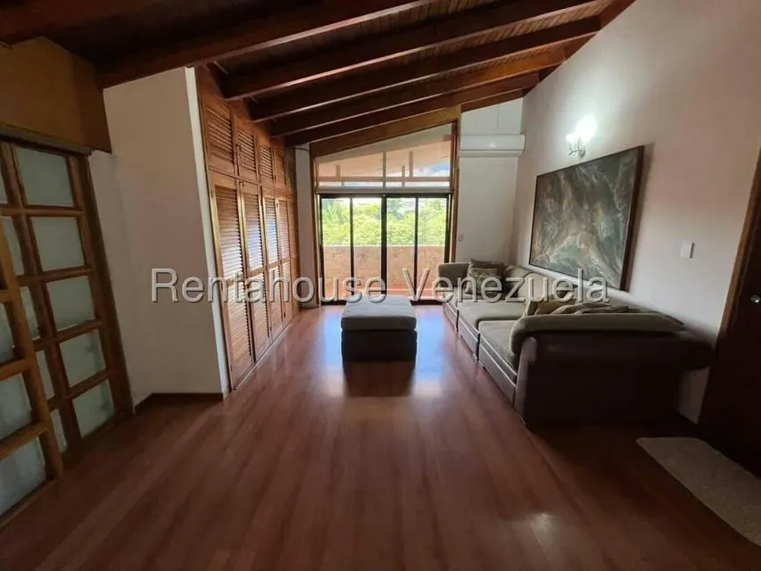 Casa (Multipes Niveles) en Venta en Cumbres de Curumo, Distrito Metropolitano - 9