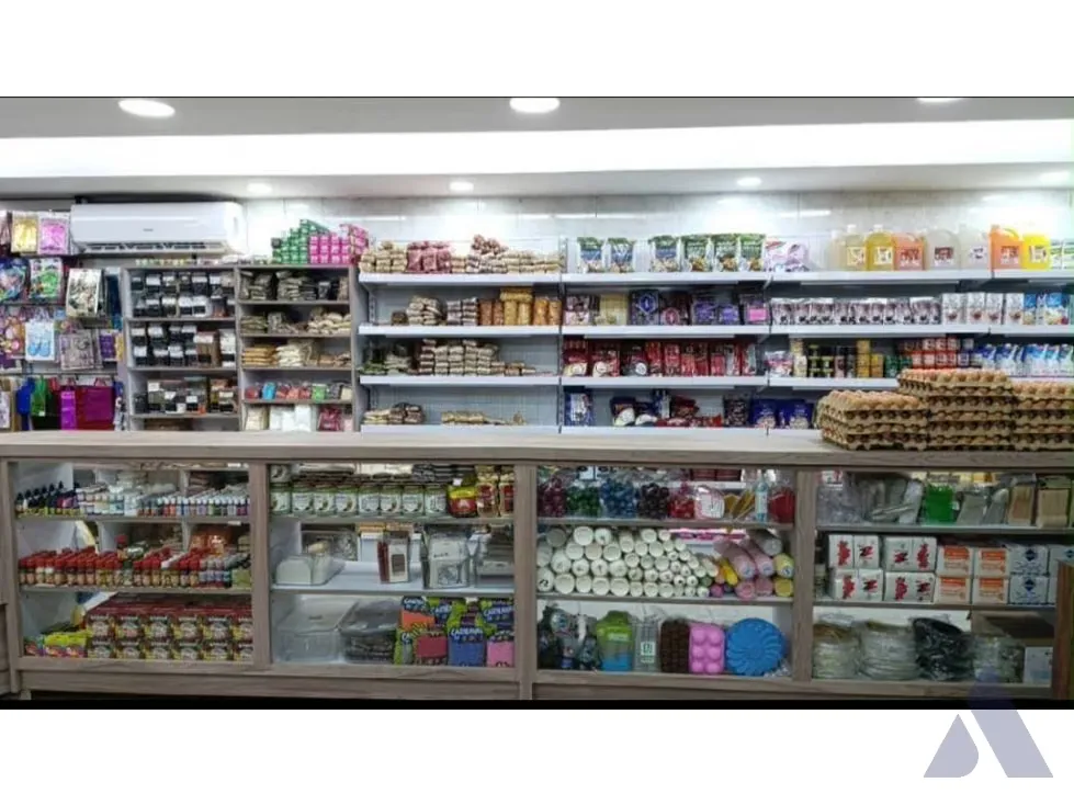 Vendo local comercial 200m2 La Urbina 8168 - 29