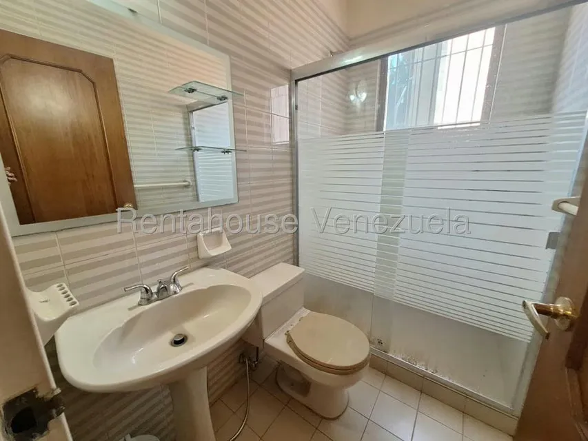 Casa (Duplex) en Venta en La Trigaleña, Carabobo - 39