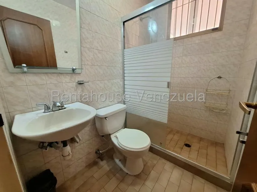 Casa (Duplex) en Venta en La Trigaleña, Carabobo - 53